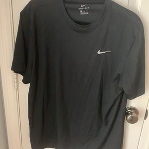 Nike dry-fit active t-shirt